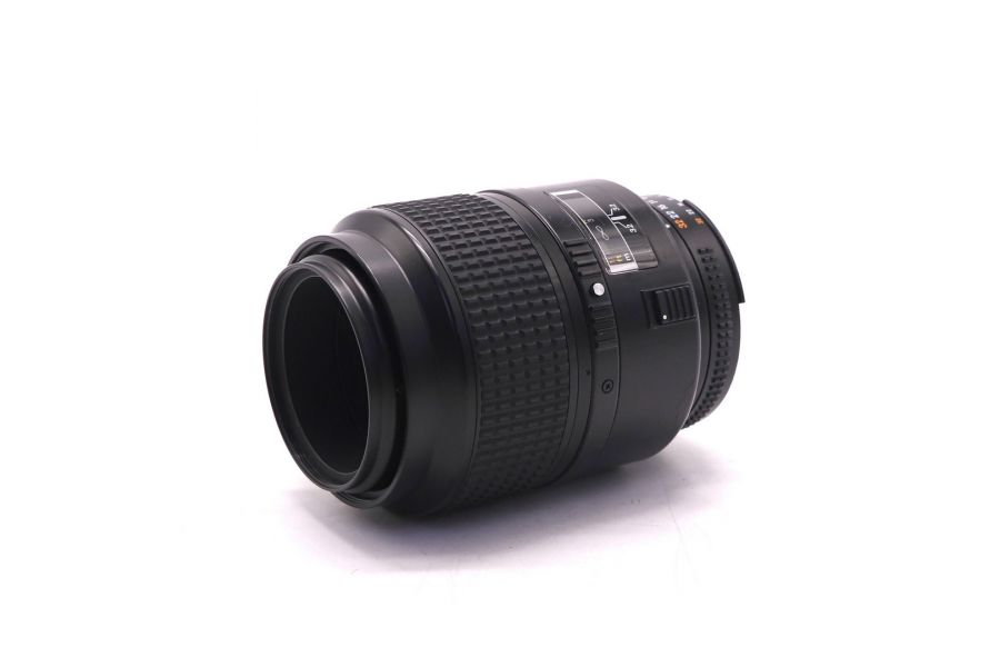 Объектив Nikon 105mm f/2.8 AF Micro Nikkor