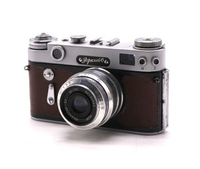 Фотоаппарат Зоркий 6 + Индустар-50 (СССР, 1963)