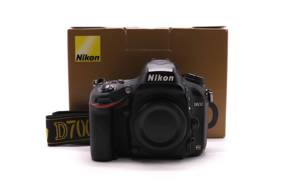 Камера Nikon D600 body в упаковке (пробег 326475 кадров)