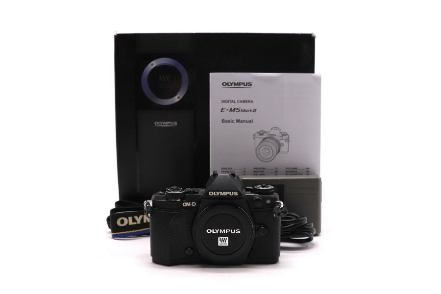 Olympus OM-D E-M5 II body в упаковке (пробег 20800 кадров)