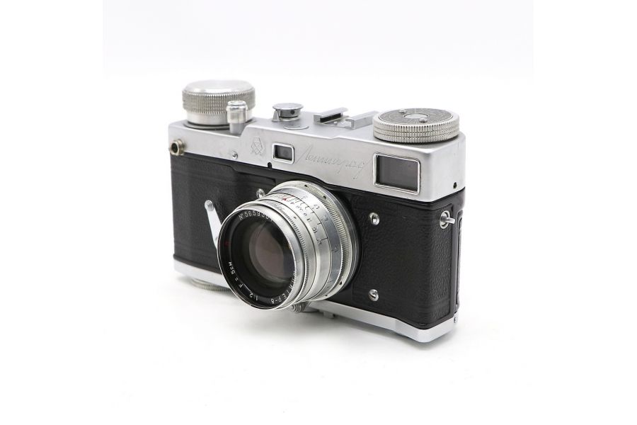 Плёночная дальномерная камера Ленинград + Юпитер-8