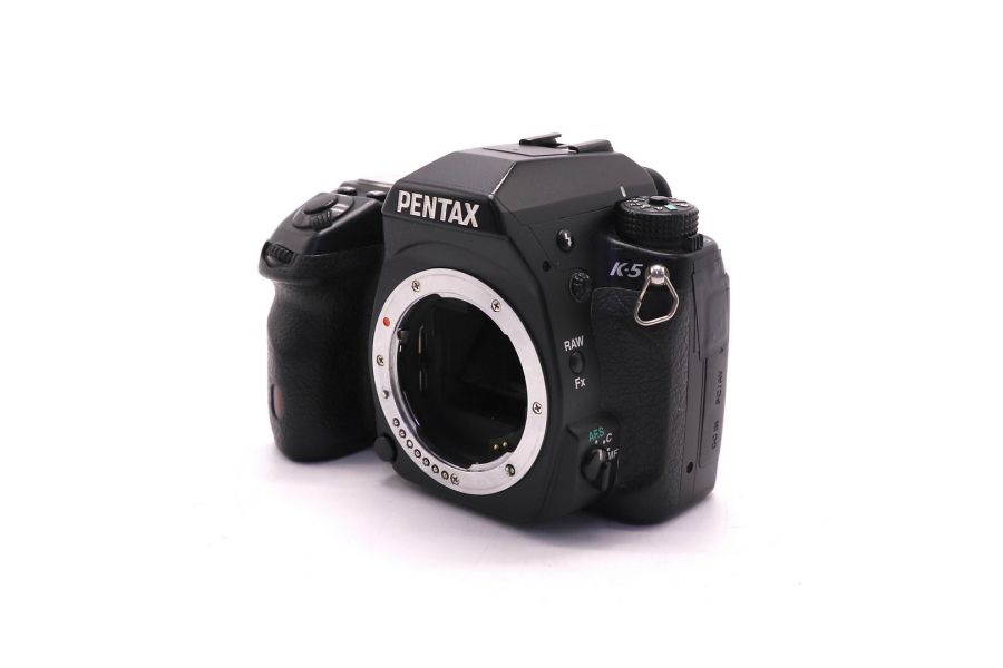 Фотоаппарат Pentax K-5 body (пробег 62650 кадров)