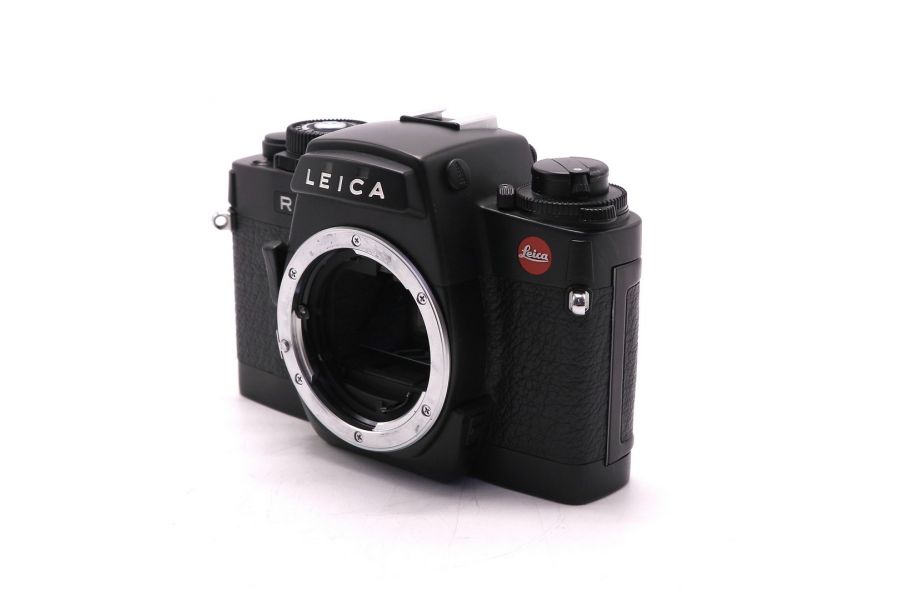 Зеркальный фотоаппарат Leica R7 body (Germany)