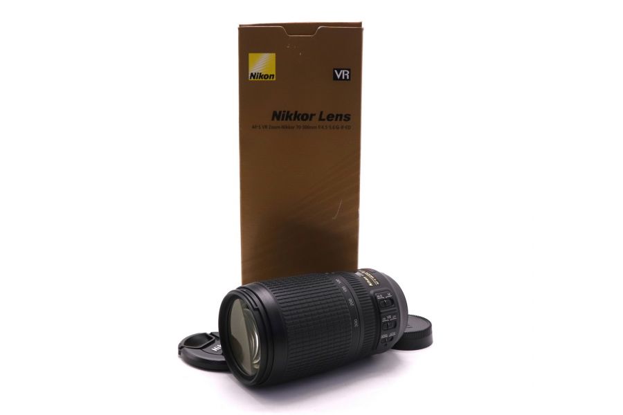 Объектив Nikon 70-300mm f/4.5-5.6G ED-IF AF-S VR Zoom-Nikkor в упаковке