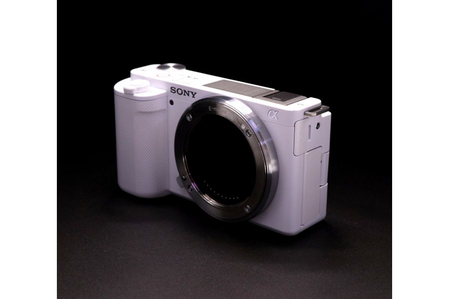 Фотокамера Sony ZV-E10 body (пробег 2945 кадров)