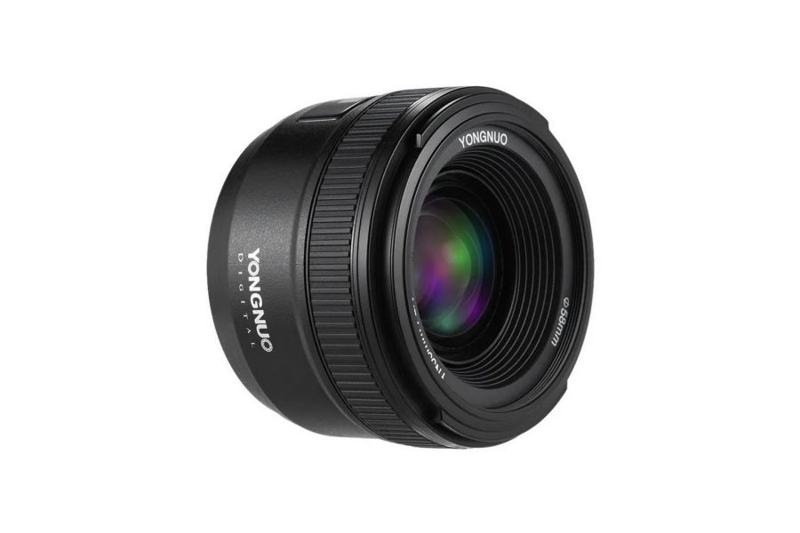 Объектив YongNuo AF 35mm F2 для Canon EF в упаковке