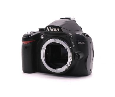 Камера Nikon D3000 body (пробег 6300 кадров)