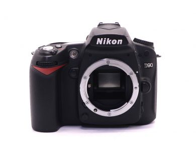 Фотокамера Nikon D90 body (пробег 4810 кадров)