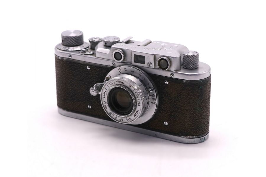 Фотокамера Зоркий + Индустар 22 П (СССР, 1951)