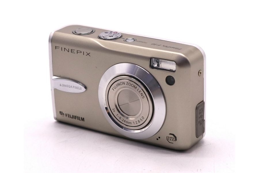 Компактная фотокамера Fujifilm FinePix F30