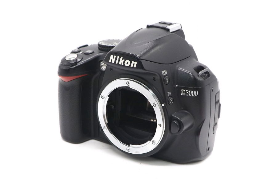 Nikon D3000 body (пробег 100000 кадров)