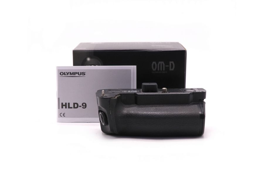 Батарейный блок Olympus HLD-9 в упаковке