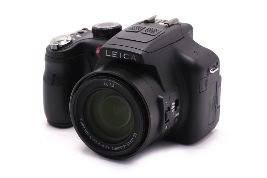 Цифровая компактная фотокамера Leica V-Lux 3