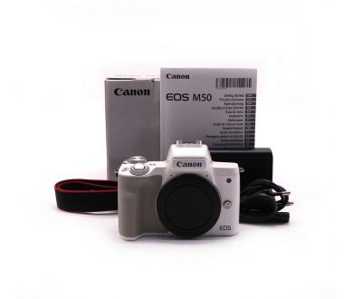 Canon EOS M50 body в упаковке (пробег 26650 кадров)