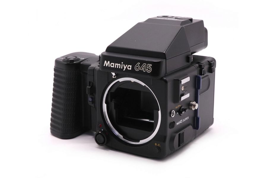 Плёночная фотокамера Mamiya 645 Super body