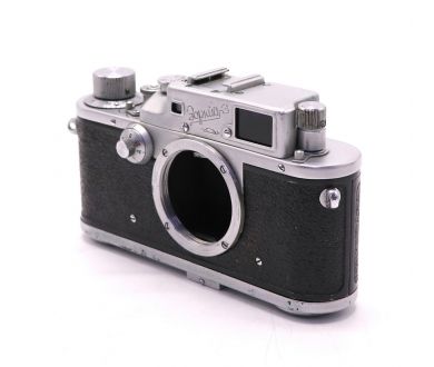 Советский дальномерный фотоаппарат Зоркий 3 body