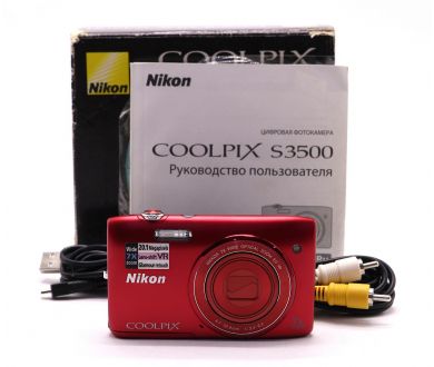 Компактный Nikon Coolpix S3500 в упаковке