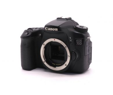 Фотоаппарт зеркальная Canon EOS 70D body