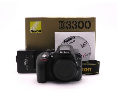 Nikon D3300 body в упаковке (пробег 135 кадров)