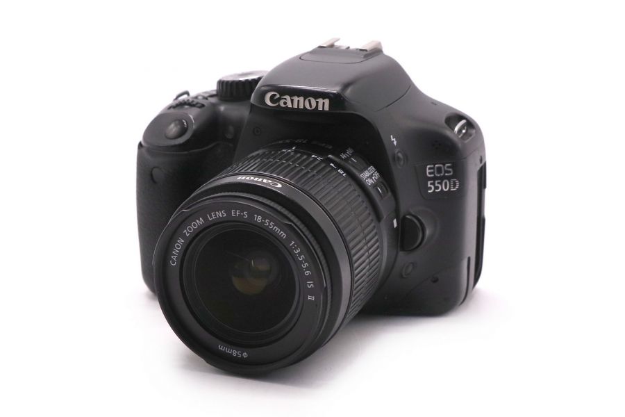 Фотокамера Canon EOS 550D kit (пробег 124000 кадров)