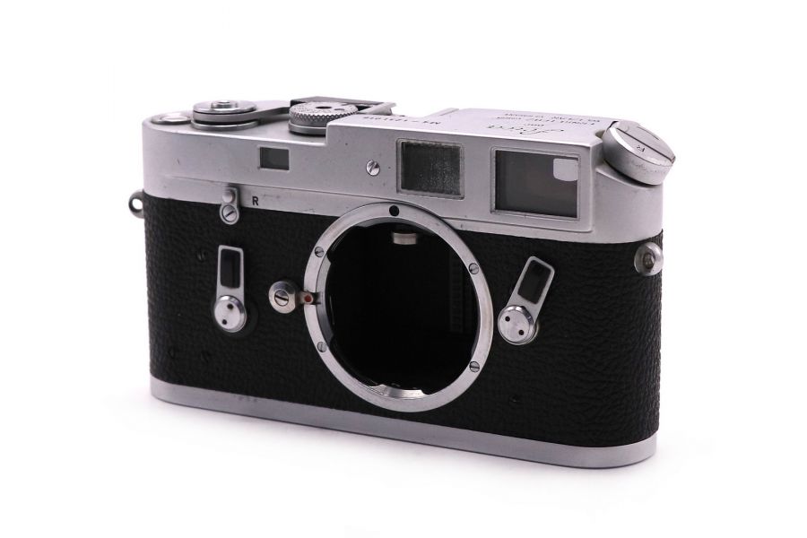Дальномерный фотоаппарат Leica M4 body (Germany)