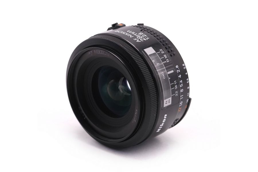 Объектив Nikon 28mm f/2.8 AF Nikkor (MKI)