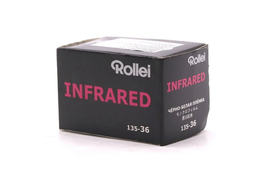 Черно-белая фотопленка Rollei Infrared 400/36