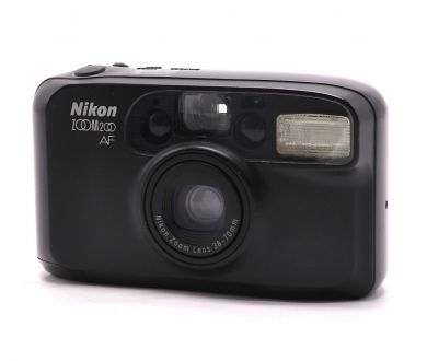 Плёночная компактная камера Nikon Zoom 200 AF