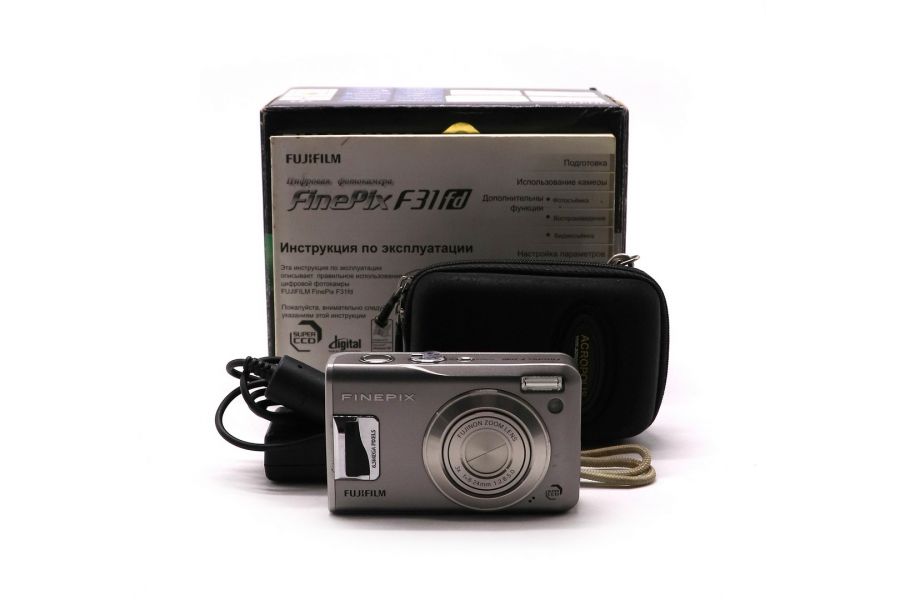 Фотокамера Fujifilm FinePix F31fd в упаковке