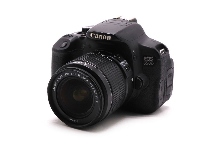 Камера Canon EOS 650D kit (пробег 65000 кадров)