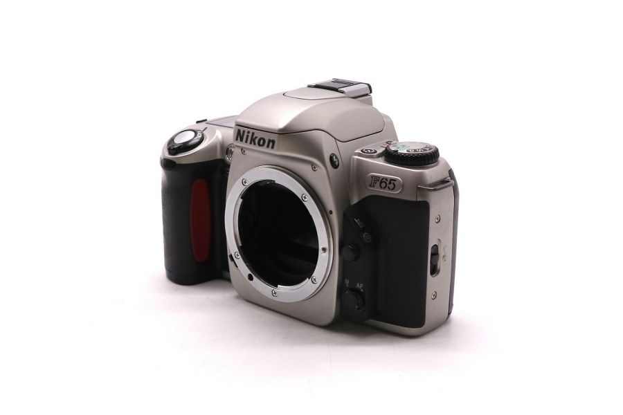 Плёночная зеркальная камера Nikon F65 body