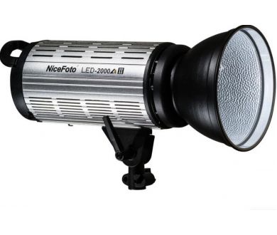 Студийный видеосвет Nicefoto LED 2000A II в упаковке