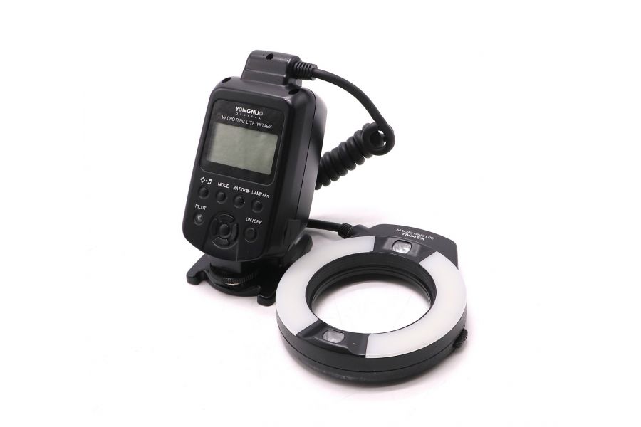 Фотовспышка Yongnuo YN14EX для камер Canon