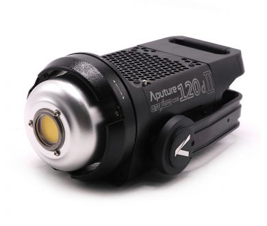 Осветитель Aputure Light Storm COB 120d II