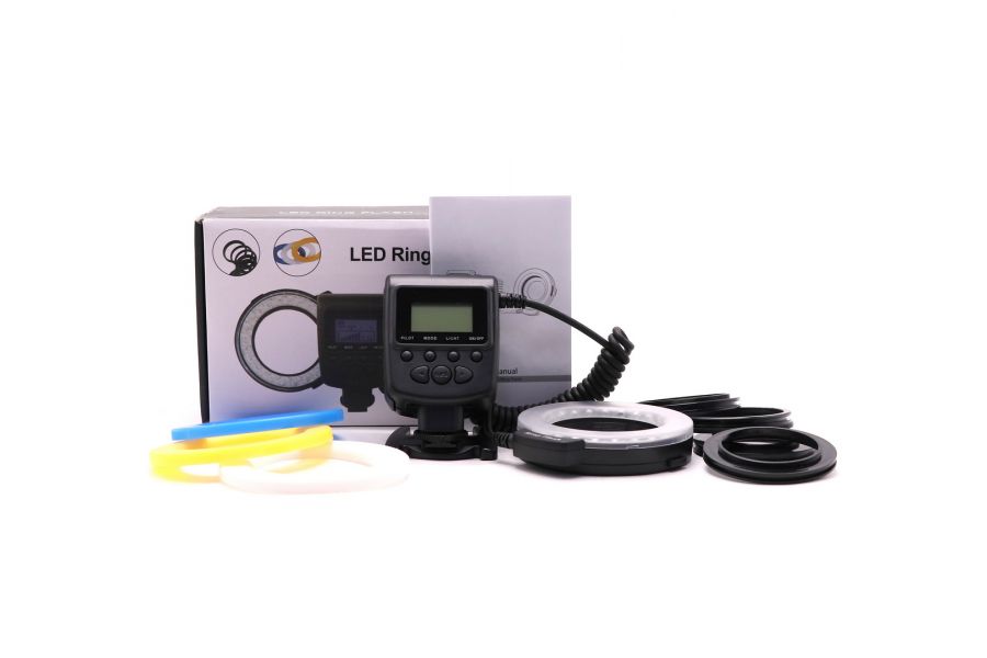 Кольцевая светодиодная вспышка RF-550D в упаковке