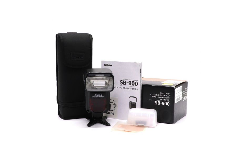 Профессиональная фотовспышка Nikon Speedlight SB-900 в упаковке