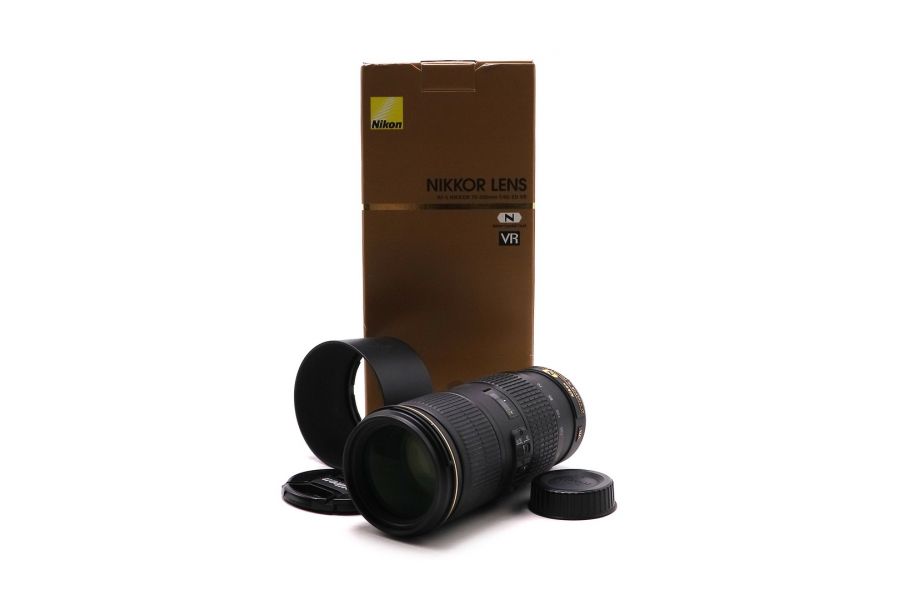 Объектив Nikon 70-200mm f/4G ED VR AF-S Nikkor в упаковке