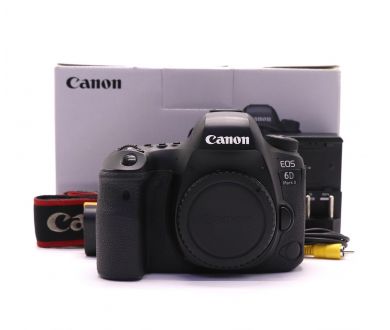 Canon EOS 6D Mark II body в упаковке (пробег 89600 кадров)