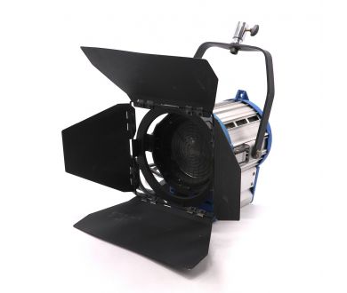 Вольфрамовый галогенный осветитель Fresnel 1000W