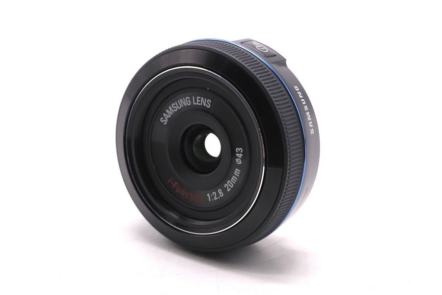 Широкоугольный объектив Samsung 20mm f/2.8