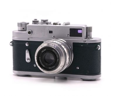 Фотоаппарат советский Мир + Индустар-50 зеленый