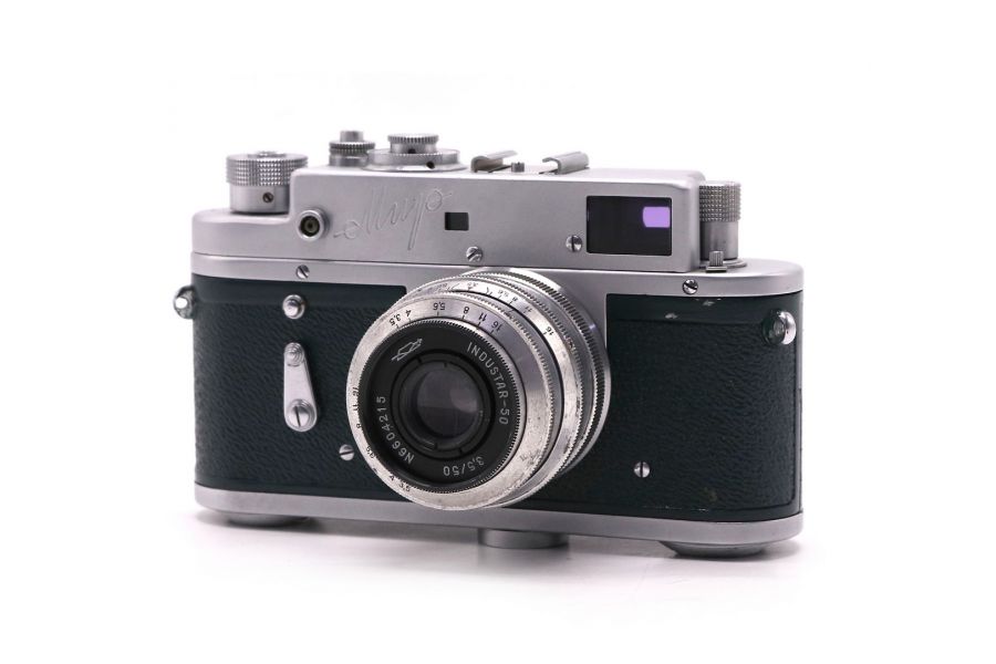 Фотоаппарат советский Мир + Индустар-50 зеленый