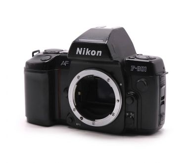 35-мм зеркальная фотокамера Nikon F-801 body