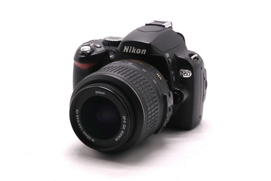 Фотокамера Nikon D60 kit (пробег 13270 кадров)