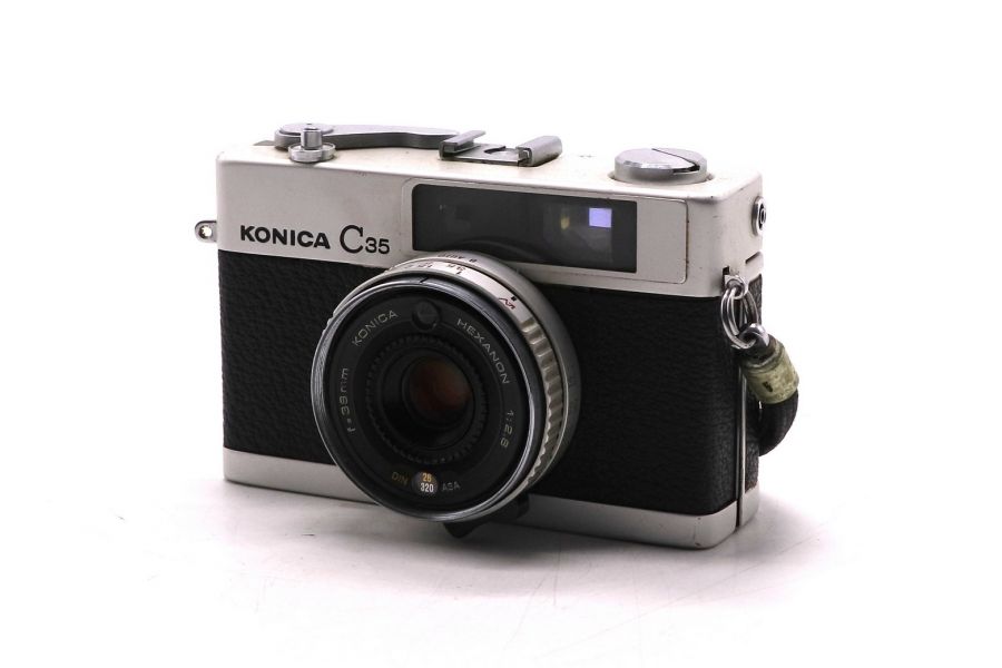 Компактный пленочный фотоаппарат Konica C35