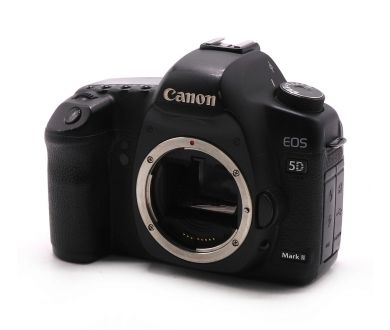 Canon EOS 5D Mark II body (пробег 393260 кадров)