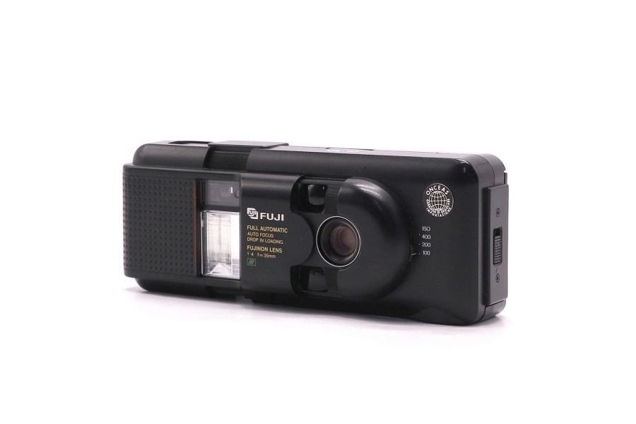 Компактный аналоговый фотоаппарат Fuji DL-50