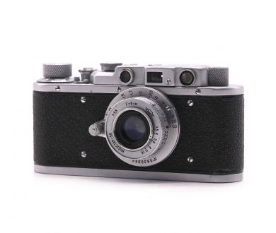 Советский фотоаппарат Зоркий / Zorki + Индустар 50