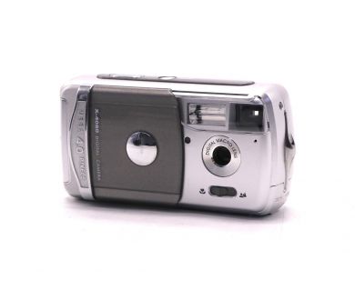 Цифровой фотоаппарат Akira Traveller X-4080