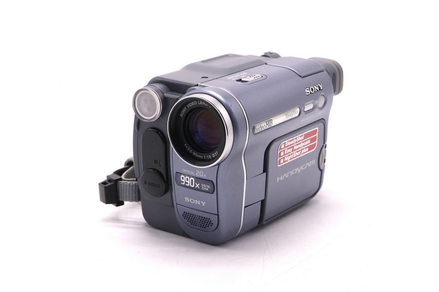 Аналоговая видеокамера Sony CCD-TRV428E Handycam